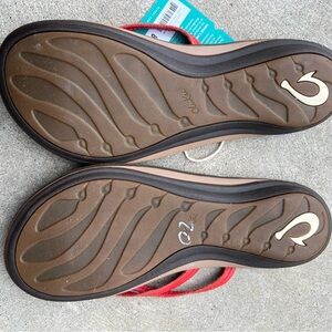 OluKai sandals
